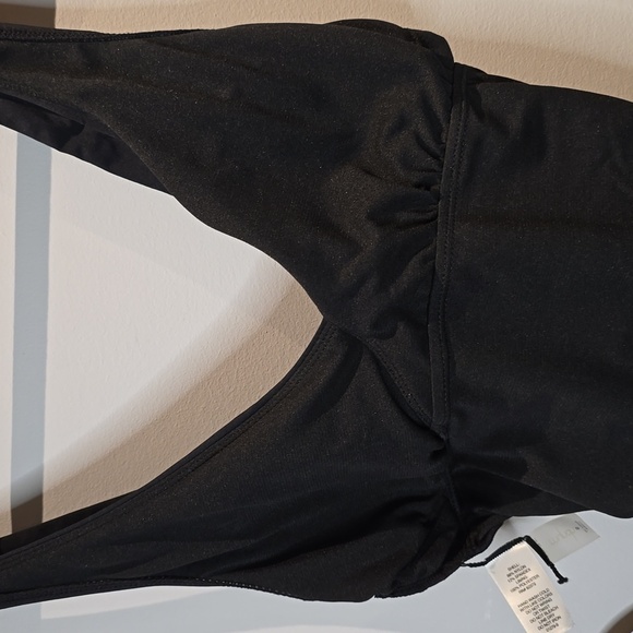 Mynah - Stylish Black One Piece Swimsuit with Tie​​ - Picture 7 of 12